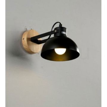 fekete-buras-fali-fem-lampa-fa-talppal
